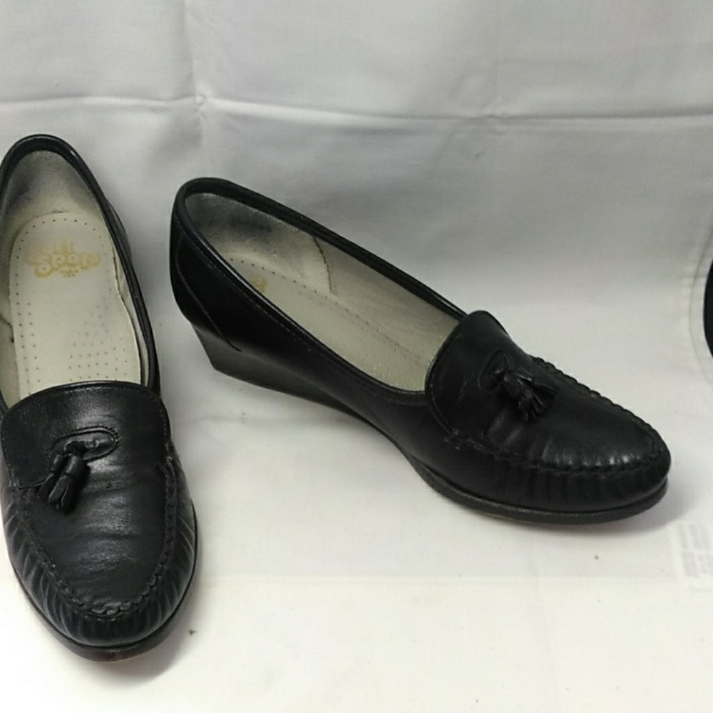 Shoes 8.5